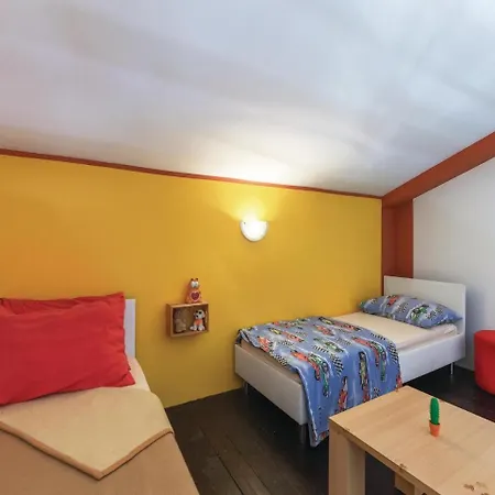 Three-bedroom In Apartment Pula