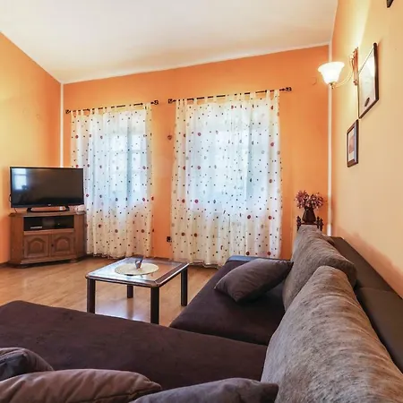 Three-bedroom In Apartment *
