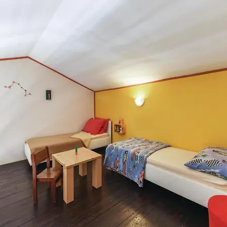 Appartement Three-bedroom In Pula